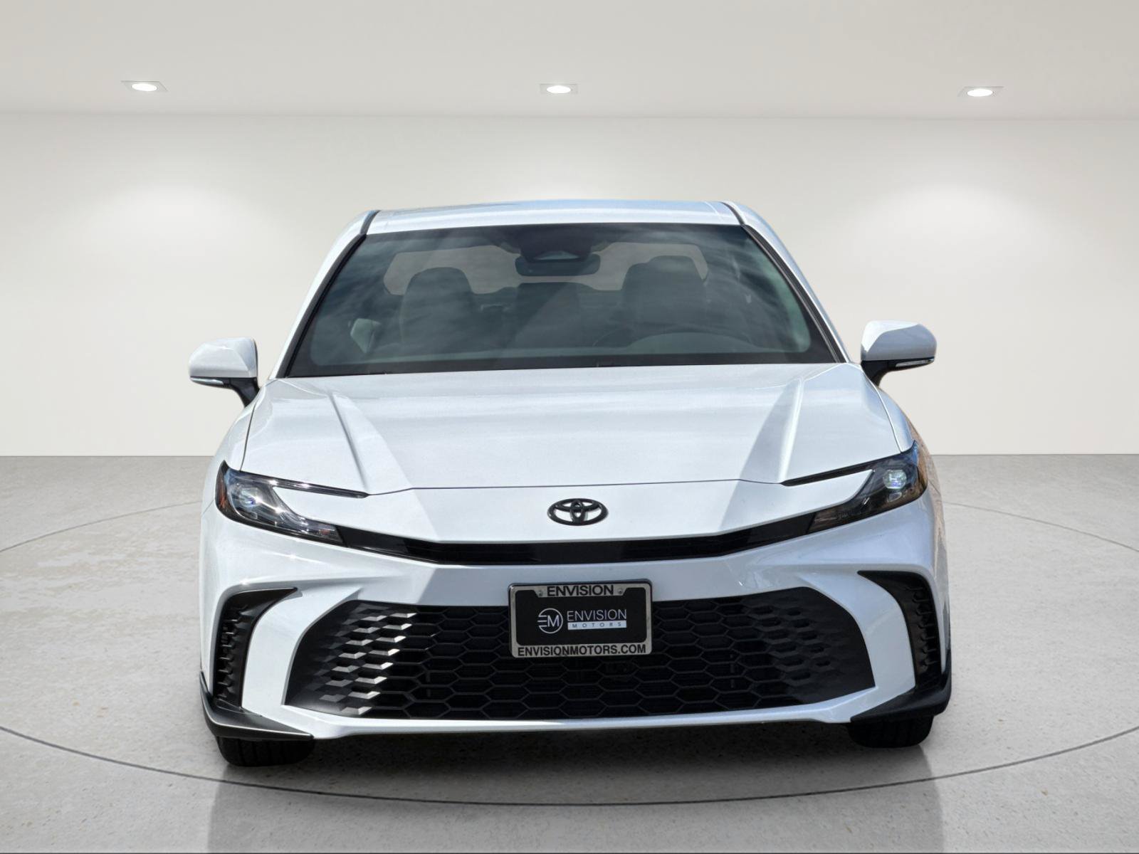 Used 2026 Toyota Camry SE w/ Multimedia Upgrade Package FWD image 9