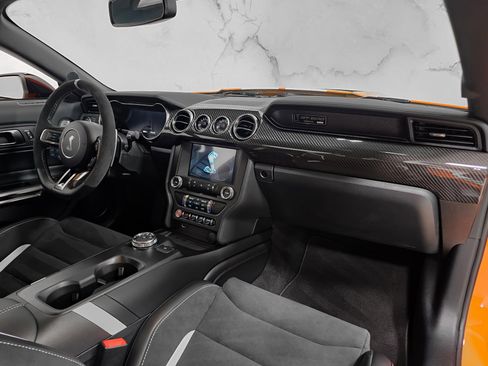 Used 2021 Ford Mustang Shelby GT500 w/ Carbon Fiber Track Pack image 16