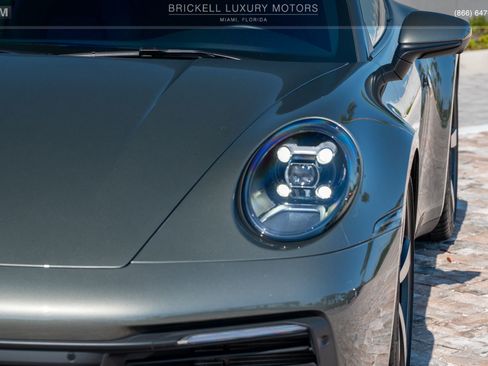 Used 2022 Porsche 911 Carrera RWD image 49