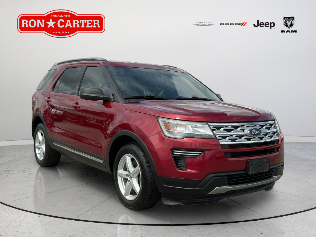 Used 2019 Ford Explorer XLT FWD image 1