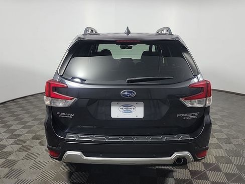 Used 2019 Subaru Forester Touring image 5