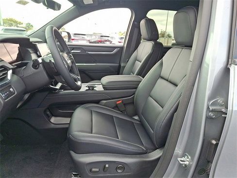 New 2026 GMC Acadia Elevation w/ Elevation Premium Package image 9