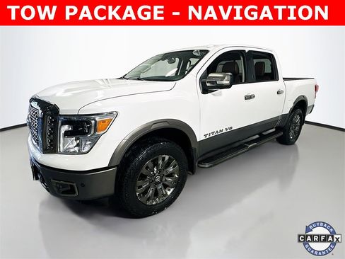 Used 2018 Nissan Titan Platinum Reserve image 2