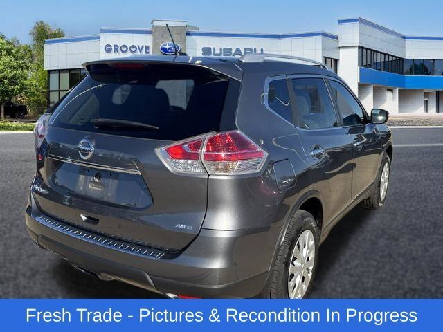 Used 2016 Nissan Rogue S w/ Appearance Package AWD/4WD image 6