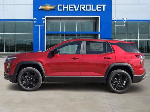 New 2027 Chevrolet Equinox LT w/ Convenience Package II FWD image 3