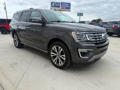 Used 2020 Ford Expedition Limited w/ Equipment Group 302A AWD/4WD image 8