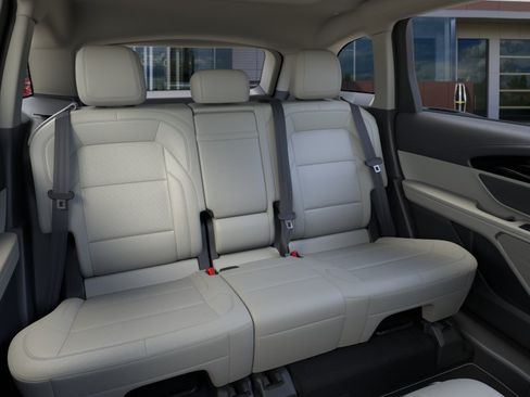 New 2026 Lincoln Nautilus Premier w/ Equipment Group 102A AWD/4WD image 33