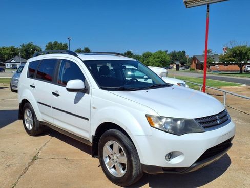 Used 2007 Mitsubishi Outlander ES image 16