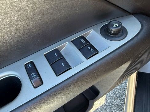 Used 2012 Ford Fusion SEL image 35