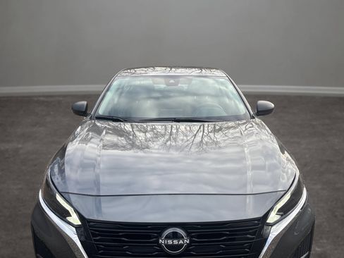 Used 2025 Nissan Altima 2.5 S image 27