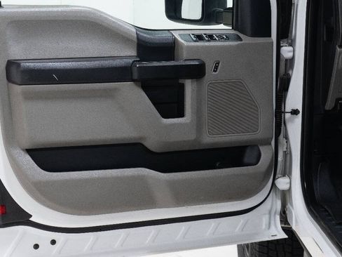 Used 2019 Ford F250 XL w/ Power Equipment Group AWD/4WD image 32