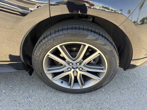 Used 2019 Ford Edge Titanium w/ Equipment Group 301A image 41