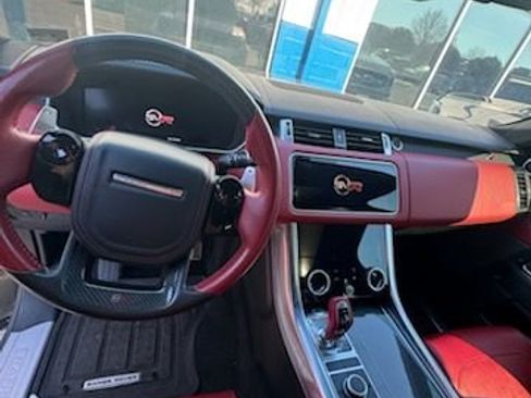 Used 2019 Land Rover Range Rover Sport SVR image 9