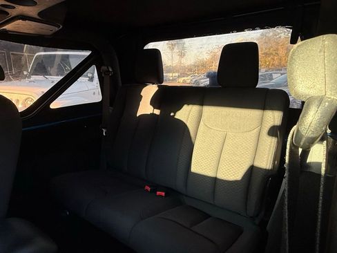 Used 2015 Jeep Wrangler Sport w/ Quick Order Package 24S image 22