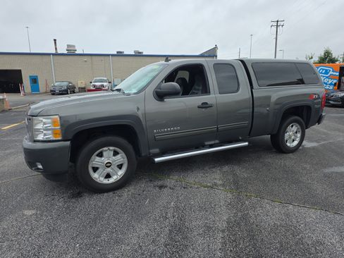 Used 2011 Chevrolet Silverado 1500 LT w/ All-Star Edition RWD image 6