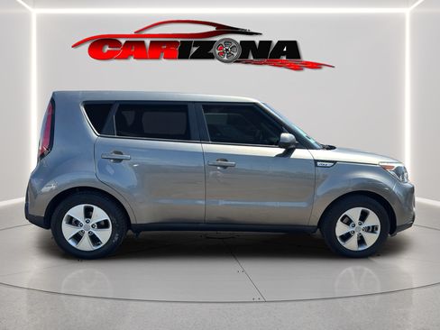 Used 2015 Kia Soul FWD image 4