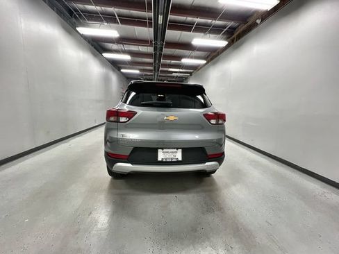 Certified 2024 Chevrolet TrailBlazer LT w/ LT Cold Weather Package AWD/4WD image 7