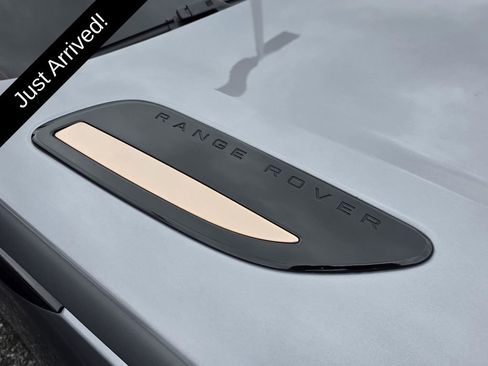Used 2020 Land Rover Range Rover Velar R-Dynamic S AWD/4WD image 5