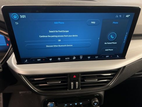 New 2026 Ford Escape SE w/ PHEV Premium Package image 8