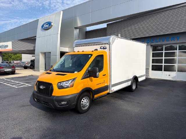 Used 2026 Ford Transit 350 RWD image 4