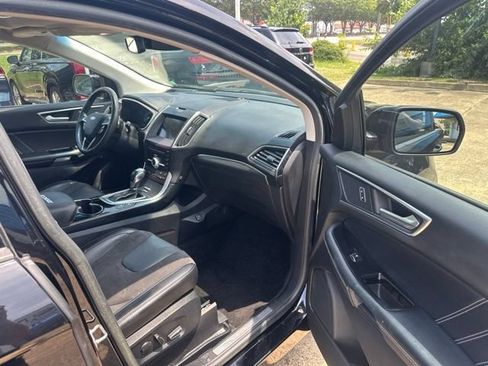 Used 2017 Ford Edge Sport w/ Equipment Group 401A AWD/4WD image 11