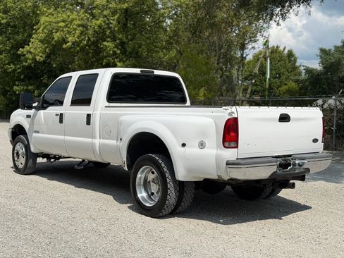 Used 2004 Ford F550 2WD Crew Cab Super Duty image 7