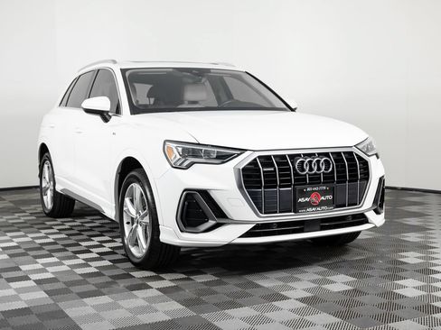 Used 2021 Audi Q3 2.0T Premium Plus w/ Premium Plus Package AWD/4WD image 10