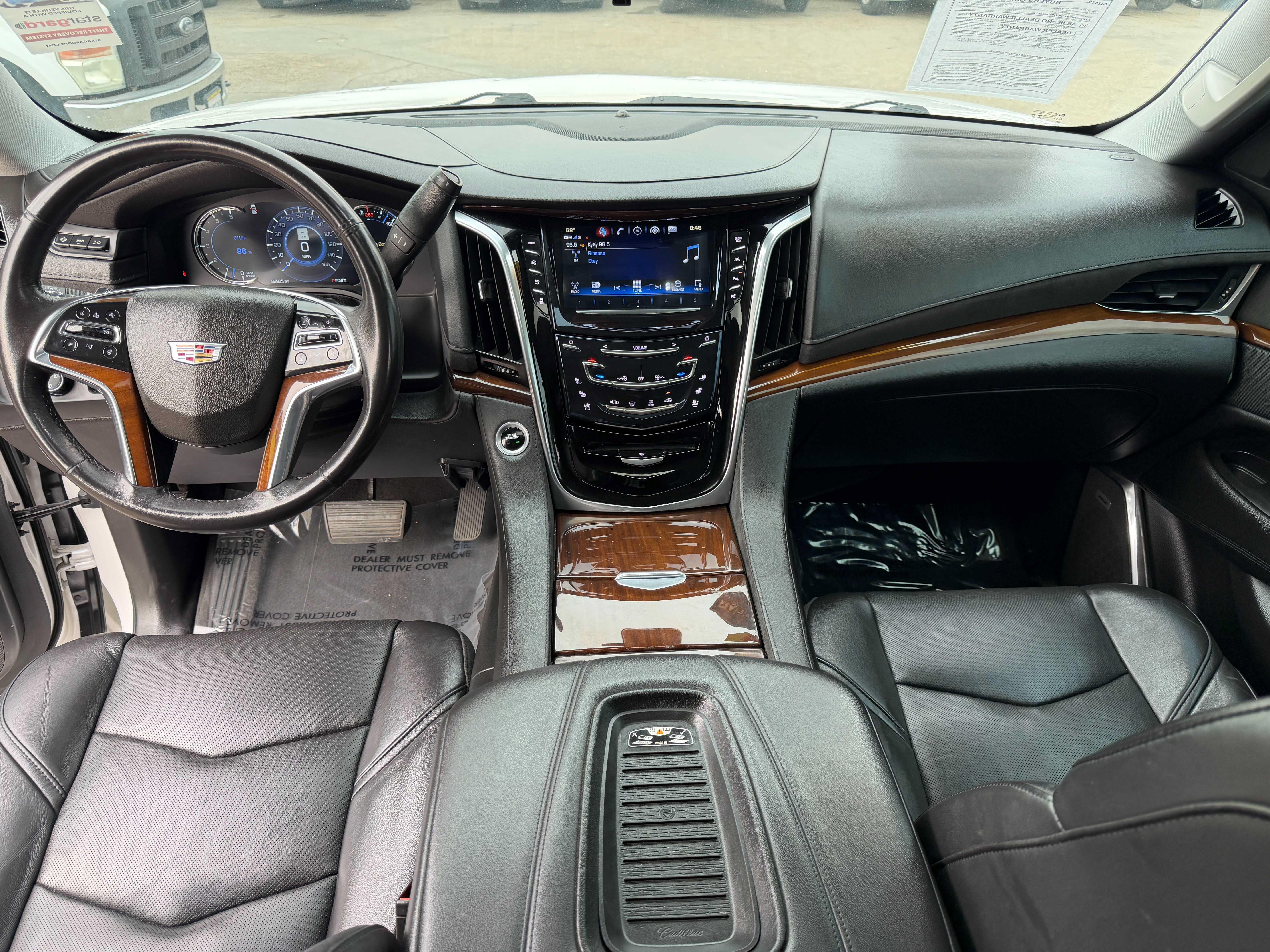 Used 2020 Cadillac Escalade Luxury RWD image 20