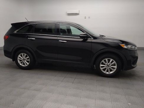 Used 2020 Kia Sorento L FWD image 11
