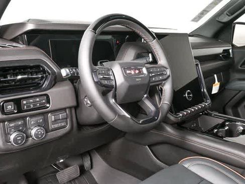 New 2025 GMC Yukon XL AT4 w/ AT4 Premium Plus Package image 4