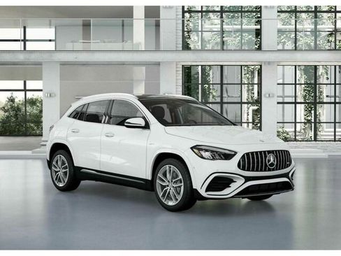 New 2025 Mercedes-Benz GLA 35 AMG 4MATIC image 12