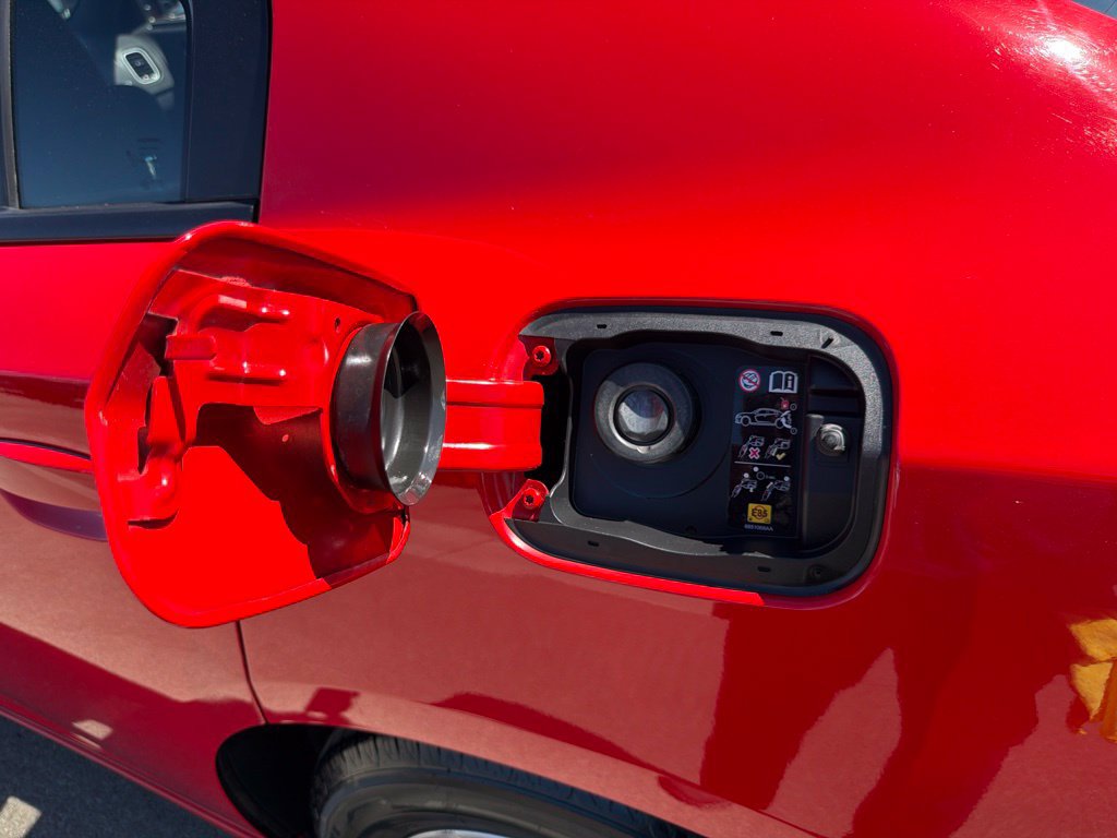 Used 2022 Dodge Charger SXT RWD image 14