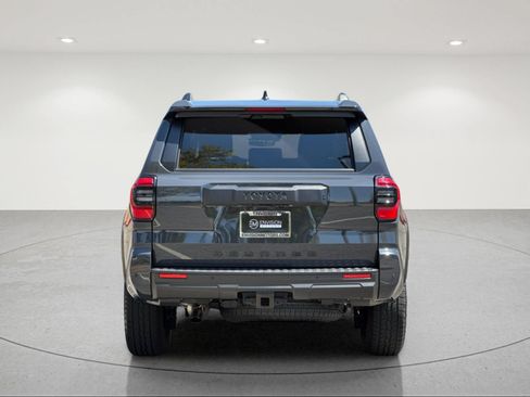 Used 2025 Toyota 4Runner TRD Off-Road Premium AWD/4WD image 5
