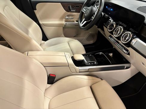 Certified 2023 Mercedes-Benz GLB 250 image 22