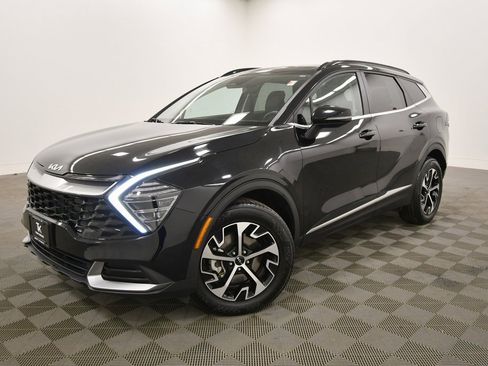 Certified 2025 Kia Sportage EX w/ Premium Package image 2