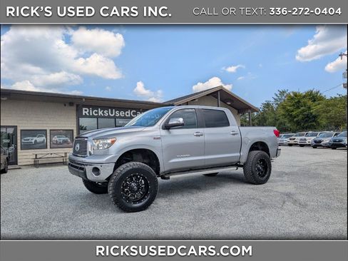 Used 2011 Toyota Tundra Limited w/ Platinum Pkg AWD/4WD image 1