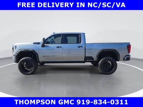 New 2025 GMC Sierra 2500 Denali Ultimate w/ Max Trailering Package image 6