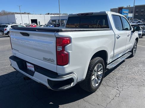 Used 2020 Chevrolet Silverado 1500 High Country w/ Technology Package AWD/4WD image 5