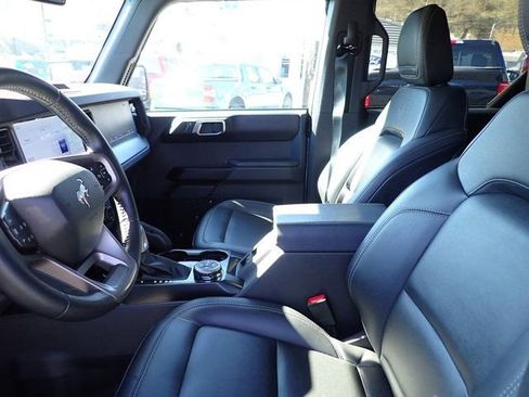 Certified 2025 Ford Bronco Badlands AWD/4WD image 15