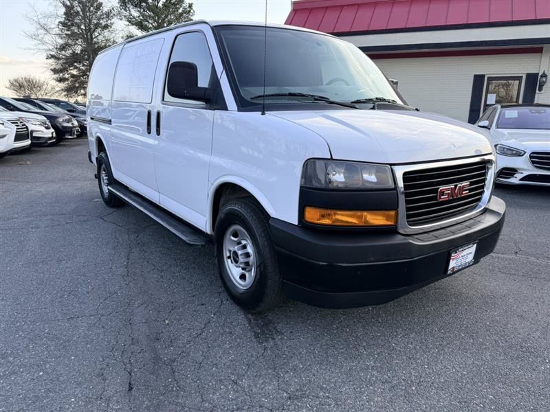 Used 2019 GMC Savana 2500 w/ Driver Convenience Package RWD image 3