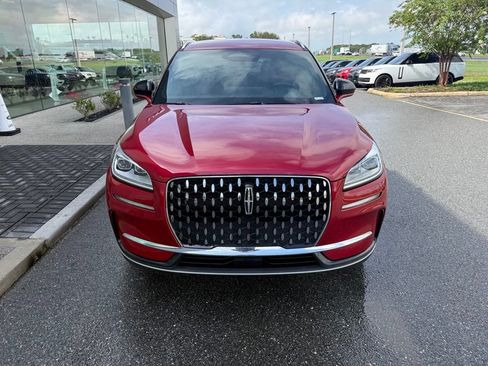 Used 2023 Lincoln Corsair Reserve w/ Towing Package FWD image 3