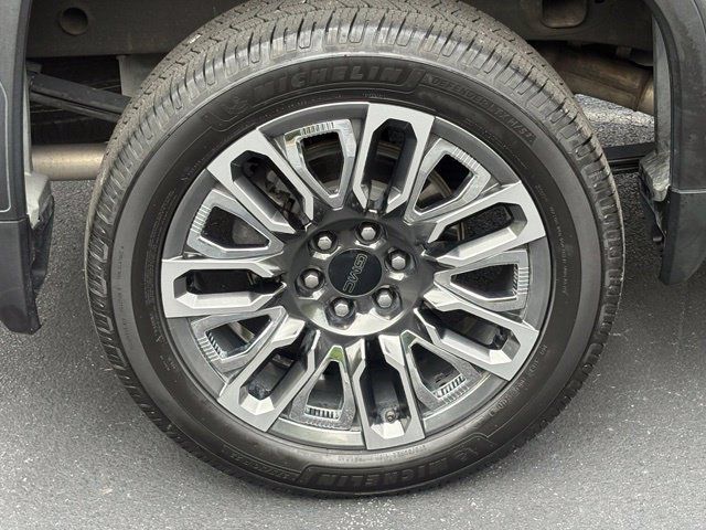 Used 2024 GMC Sierra 1500 Denali Ultimate AWD/4WD image 30