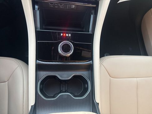 Certified 2024 Jeep Grand Cherokee Limited image 23