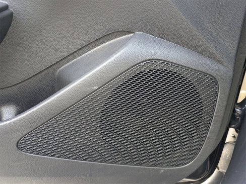 Used 2025 Toyota Corolla LE image 15