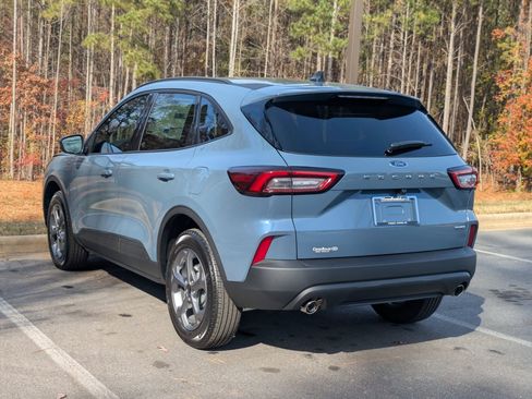 New 2026 Ford Escape ST-Line Select w/ Equipment Group 401A image 5