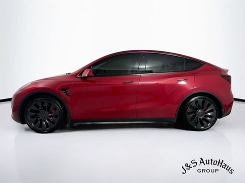 Used 2022 Tesla Model Y Performance AWD/4WD image 4