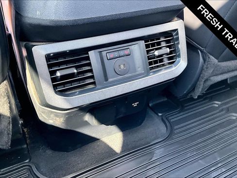 Used 2024 Ford F350 Platinum w/ FX4 Off-Road Package AWD/4WD image 12