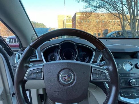 Used 2011 Cadillac SRX Performance image 39