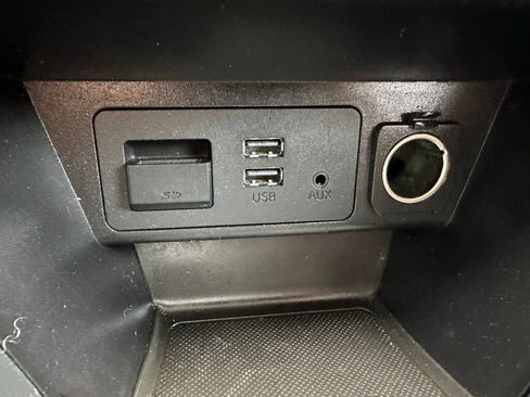 Used 2016 Scion iA FWD image 17
