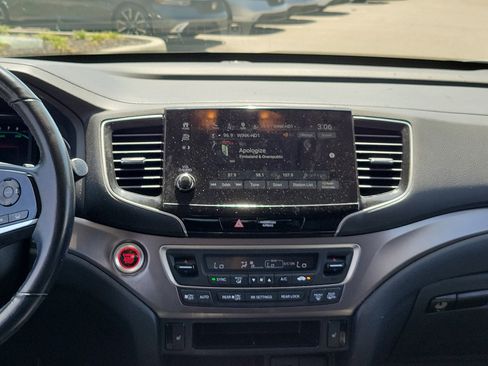Used 2021 Honda Pilot Special Edition image 20